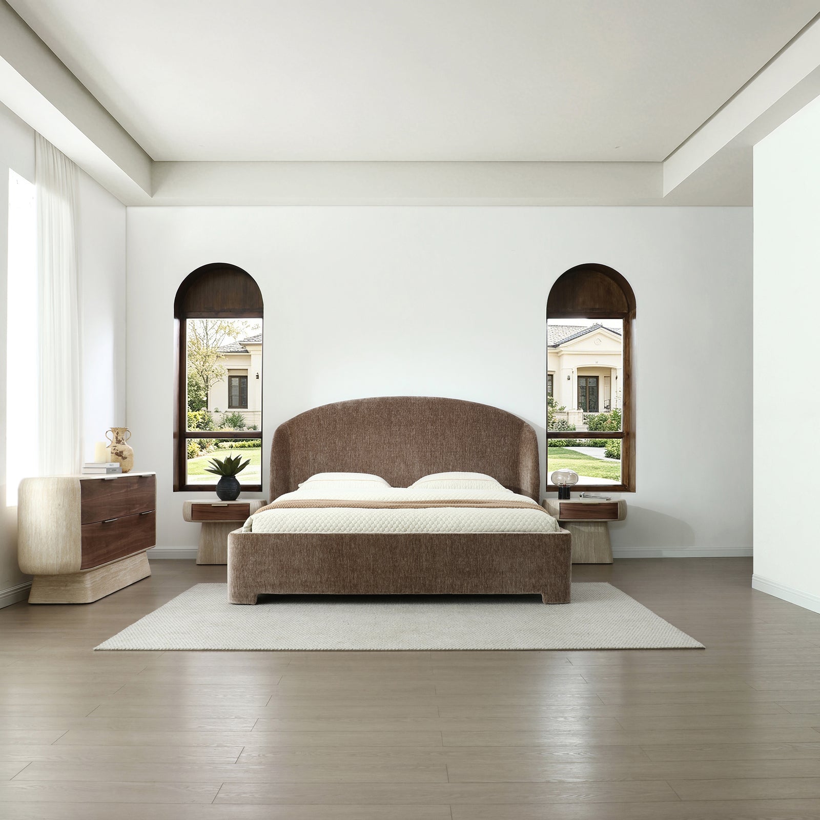 Avorelle Arched Upholstered Platform Bed