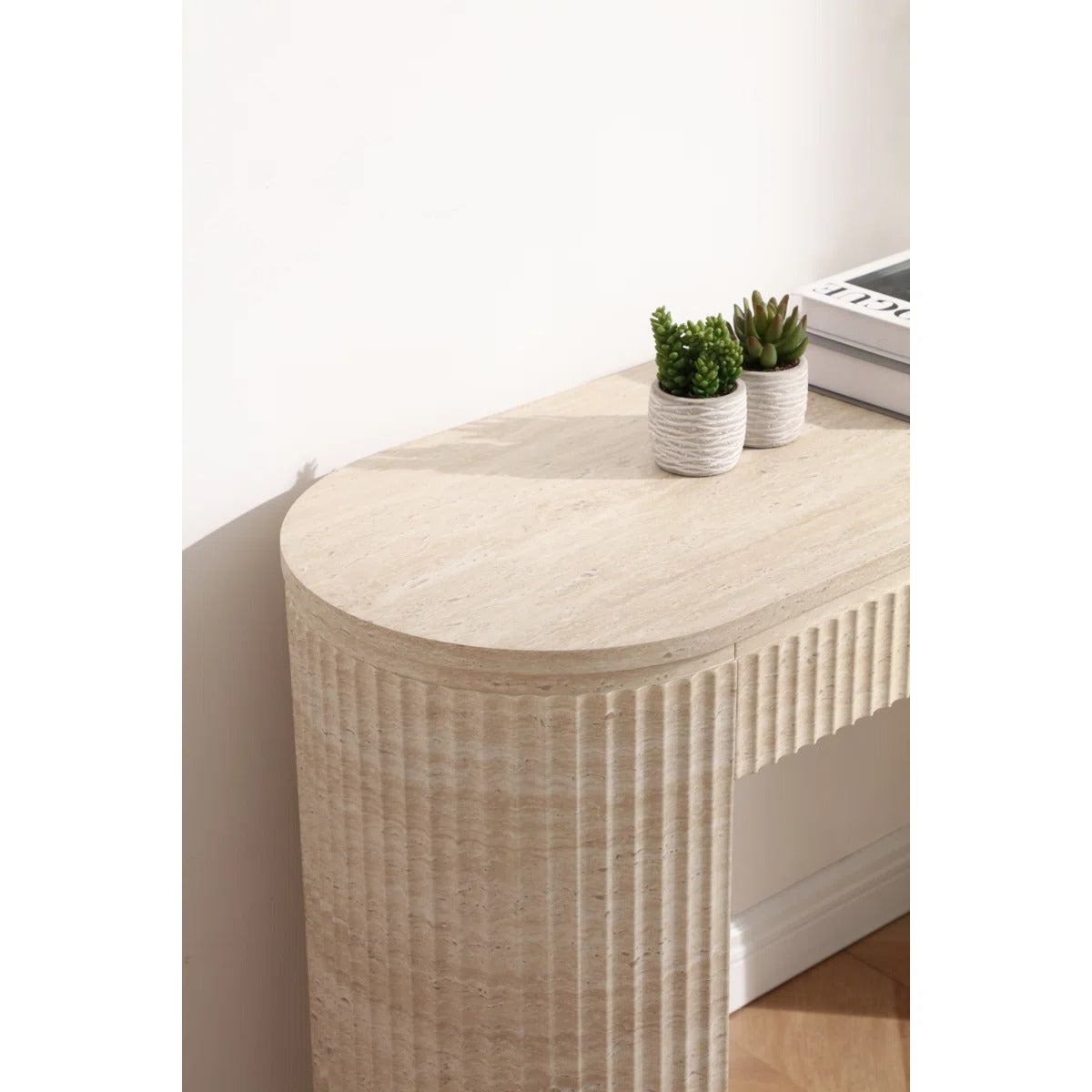 Mackenzie Modern Fluted Console Table, Oval Travertine Look Entryway Sofa Table With Ribbed Textured Sides, Faux Marble Veneer Top, Mdf Entry Hallway Accent Furniture, Beige